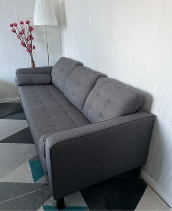 Canapé trois places TRÈS BON ÉTAT 🌸