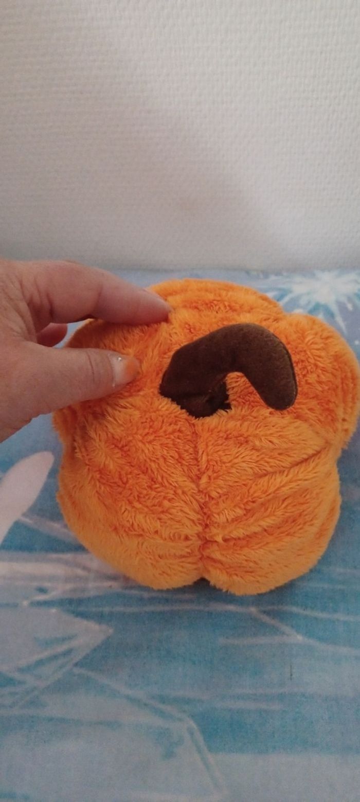 Très jolie petite peluche potiron - photo numéro 4
