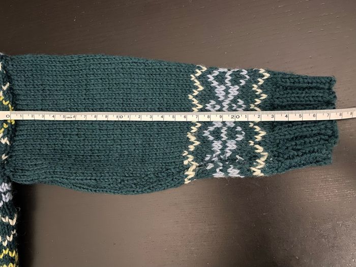 Gilet de Noël tricoté main - photo numéro 4