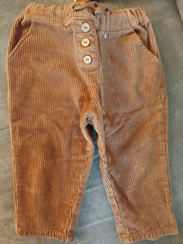 Pantalon  velours côtelé marron 18mois - photo numéro 2