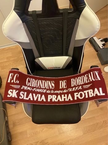 Écharpe FC Girondins de Bordeaux vs SK Slavia Praha 96