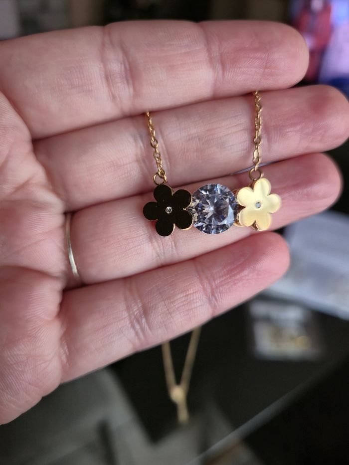 Collier fleurs doré rose cxl by Christian Lacroix faux diamant acier inoxydable - photo numéro 4