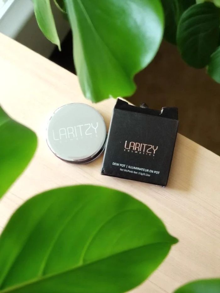 Gloss végan pour les yeux