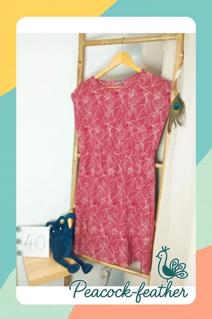 Robe rouge neuve 40