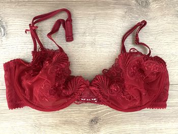 Soutien gorge rouge T85B