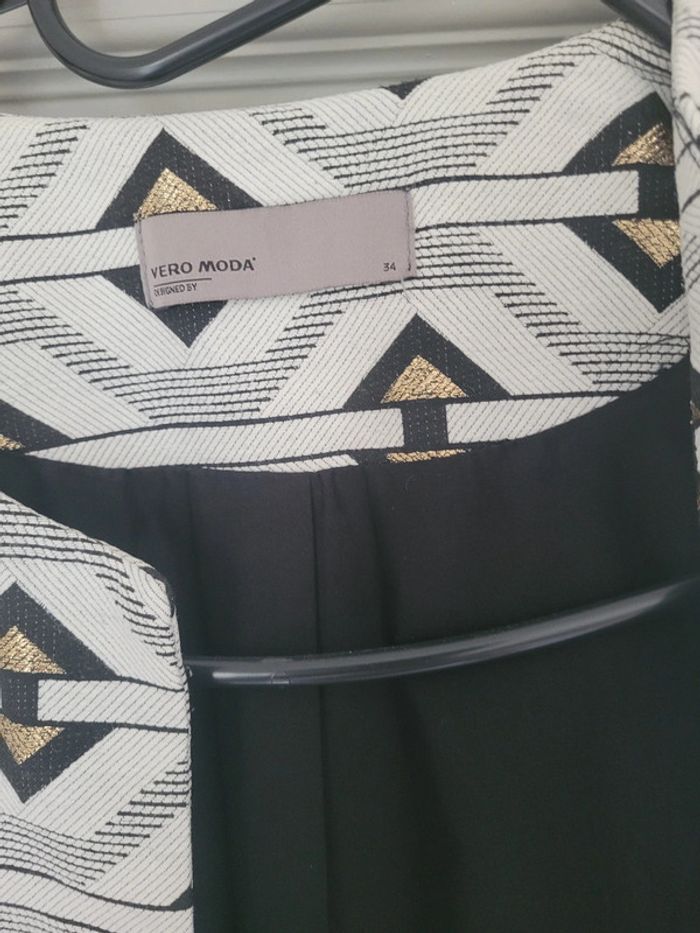 Veste tailleurs cérémonie - photo numéro 3