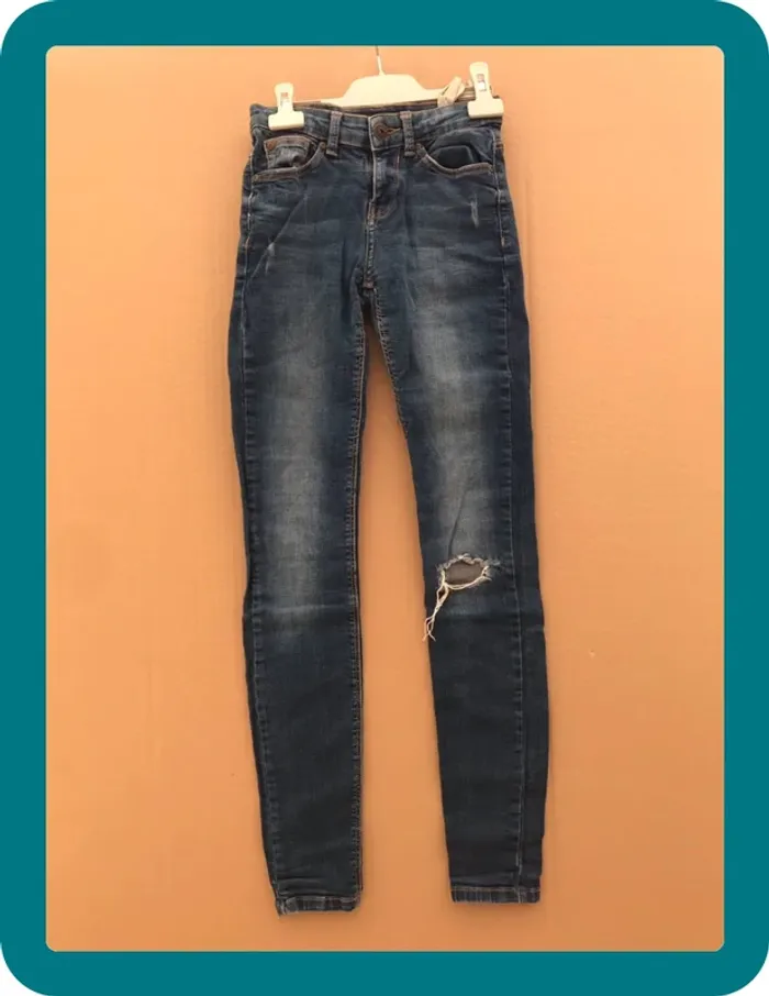 Jeans troué berchka