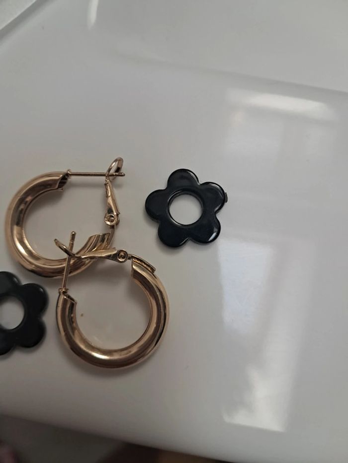 Boucles d'oreilles fleurs - photo numéro 3