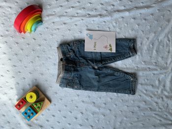 jean bleu taille réglable doublé pressions entre les jambes 9 mois tape à l'oeil