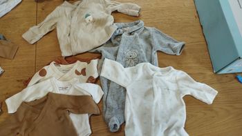 Lot vêtements bébé – Taille naissance – Neuf