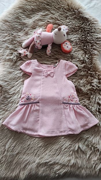 Robe rose orchestra 1 mois