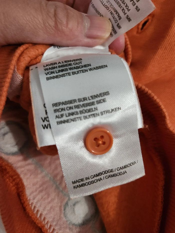 Pull et chaussette carrefour 6mois - photo numéro 3