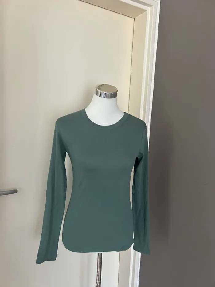 Petit bateau, T-shirt manches longues vert d’eau taille XS