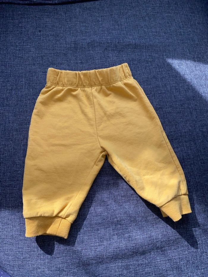 Pantalon taille 6 mois