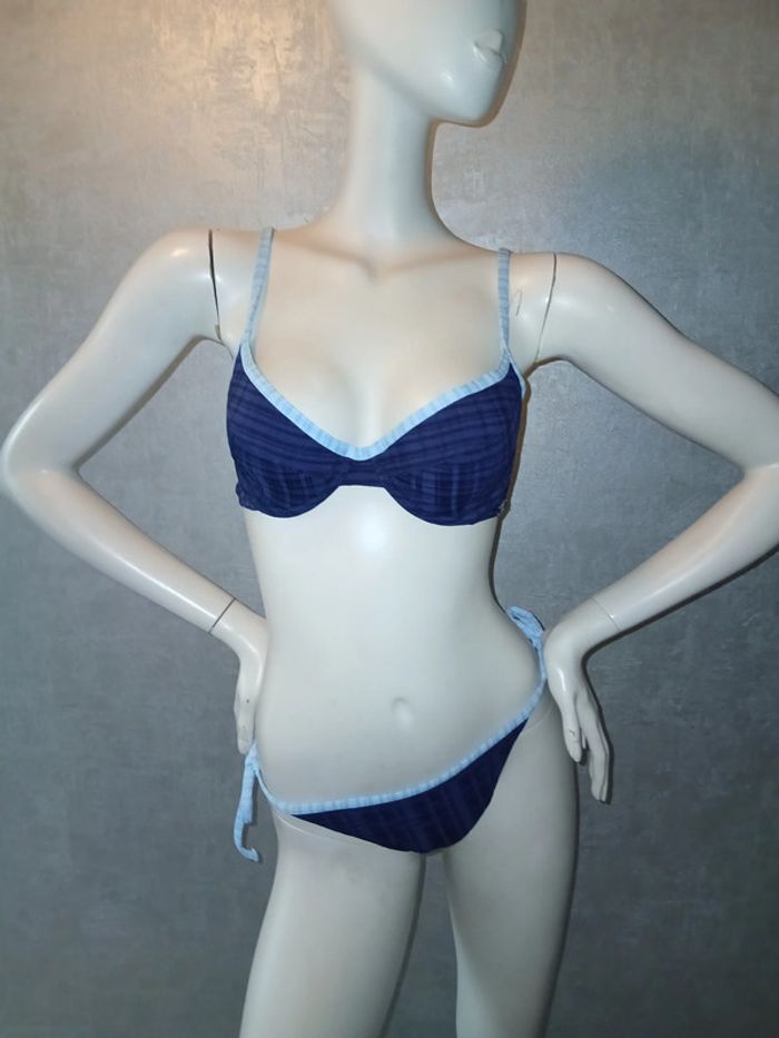 maillot de bain 2 pièce bleu marine et bleu banana moon taille 40 neuf
