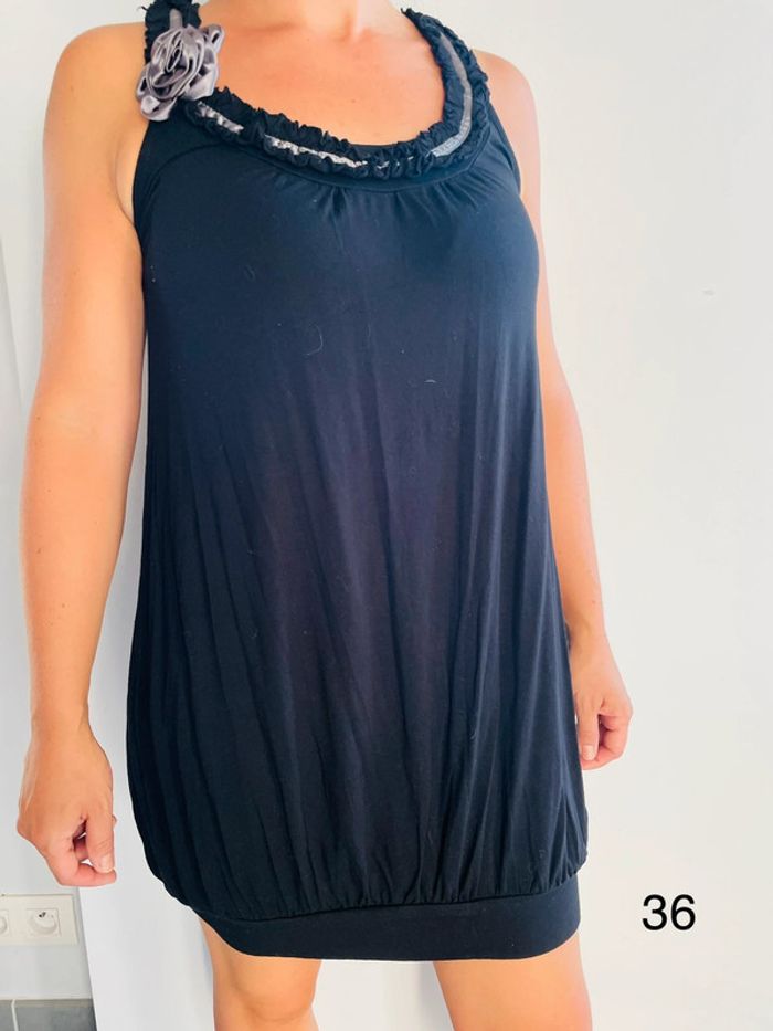 Robe boule été femme avec fleurs