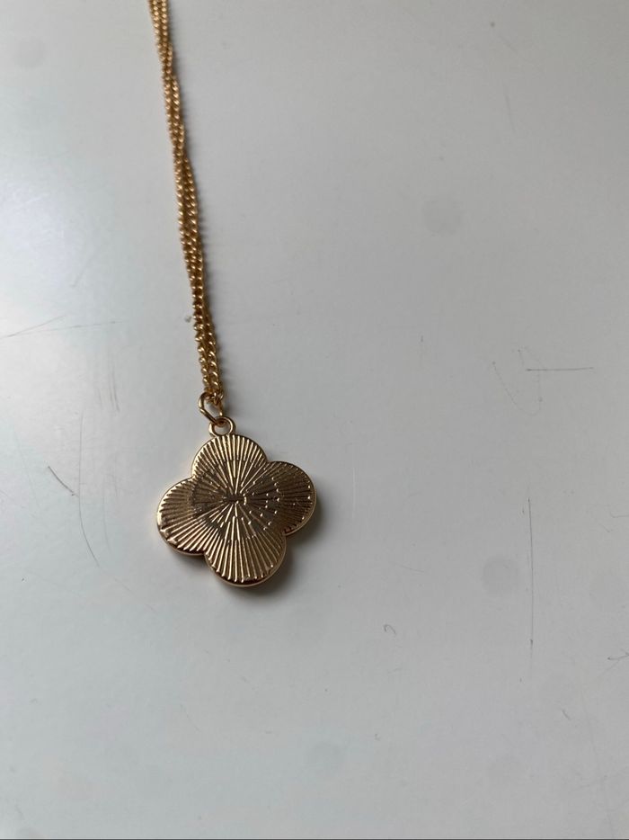 Collier - photo numéro 3