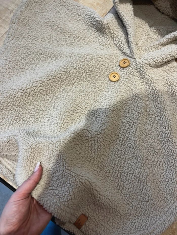 Poncho bouclette - photo numéro 3