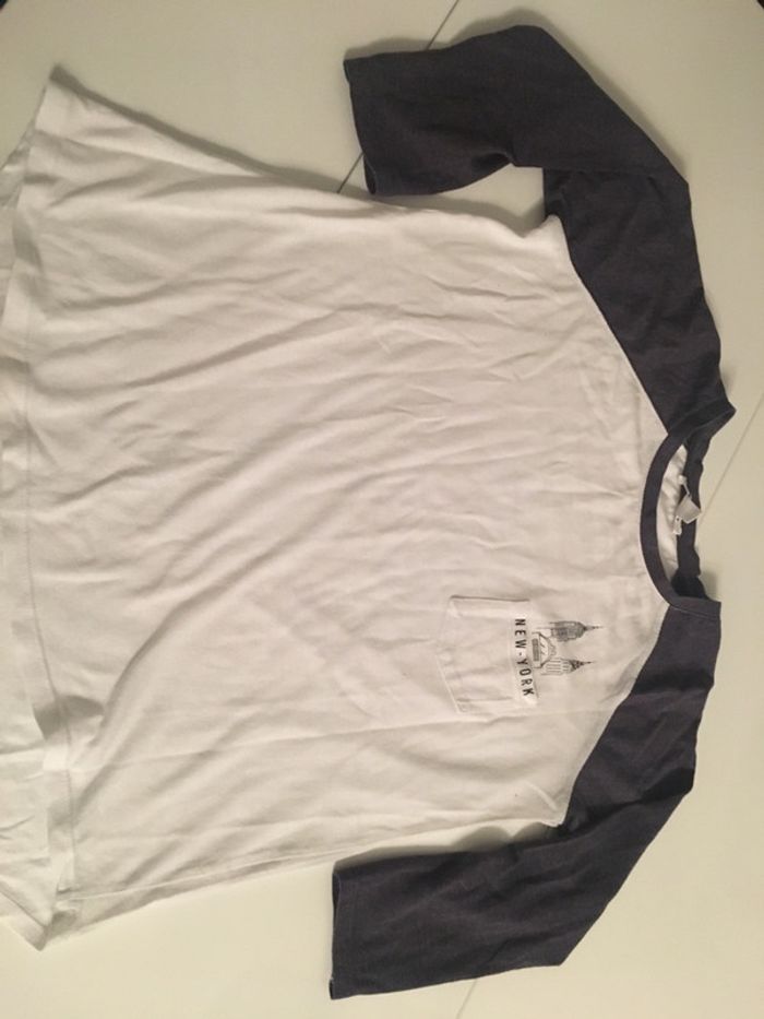 TEE shirt blanc et gris