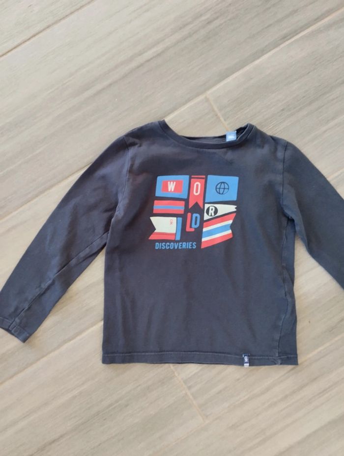 T shirt.4 ans - photo numéro 6