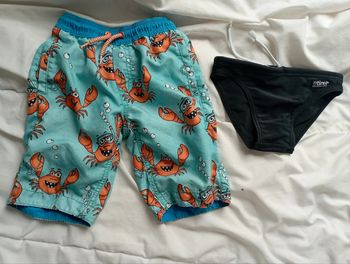 Lot short et slip de bain 6 ans marques diverses 2€