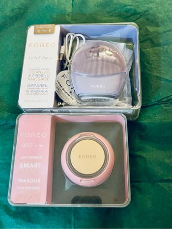 Lot appareils Foreo d’occasion ( excellent etat de fonctionnement)