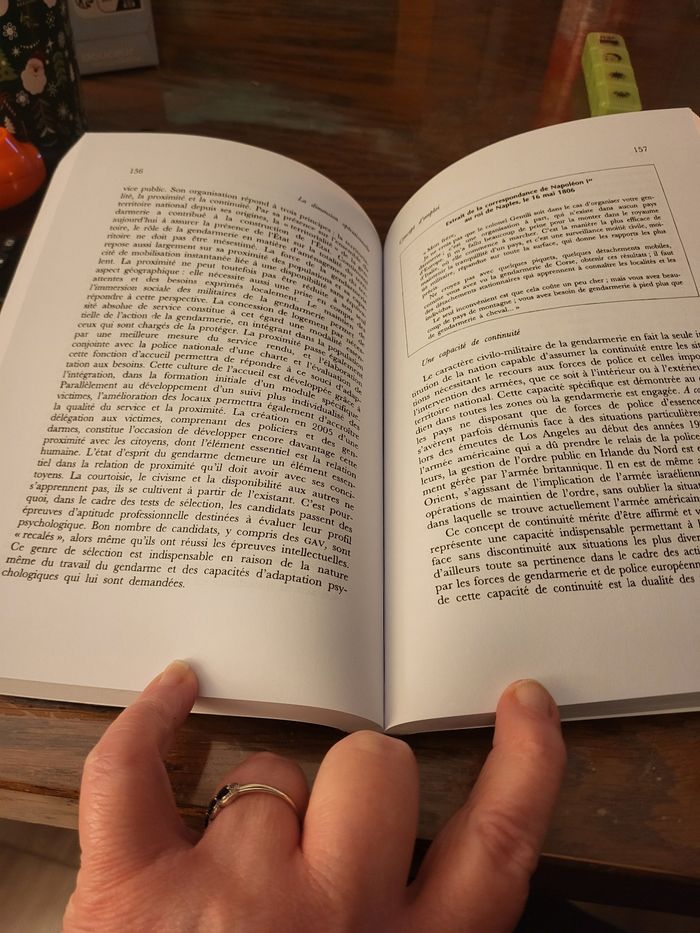 Livre sur la gendarmerie - photo numéro 5