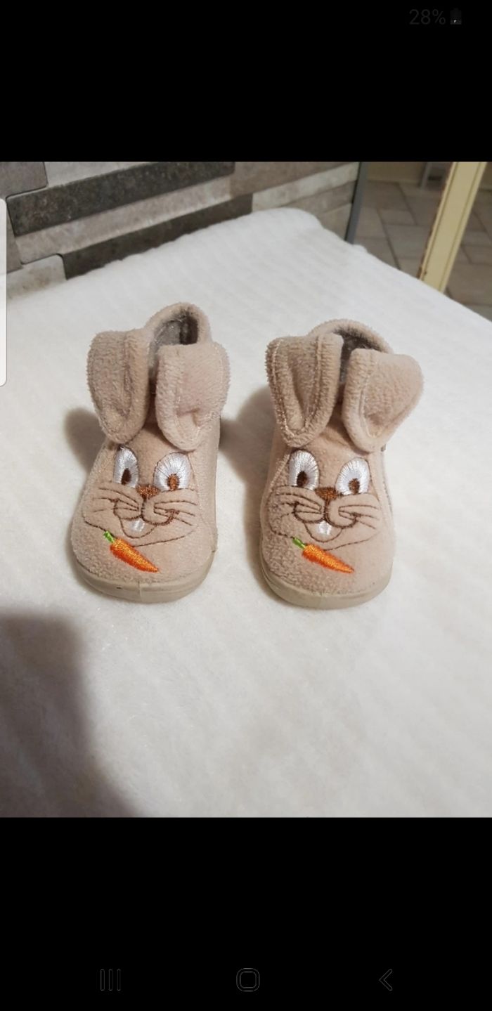 Pantoufles taille 18