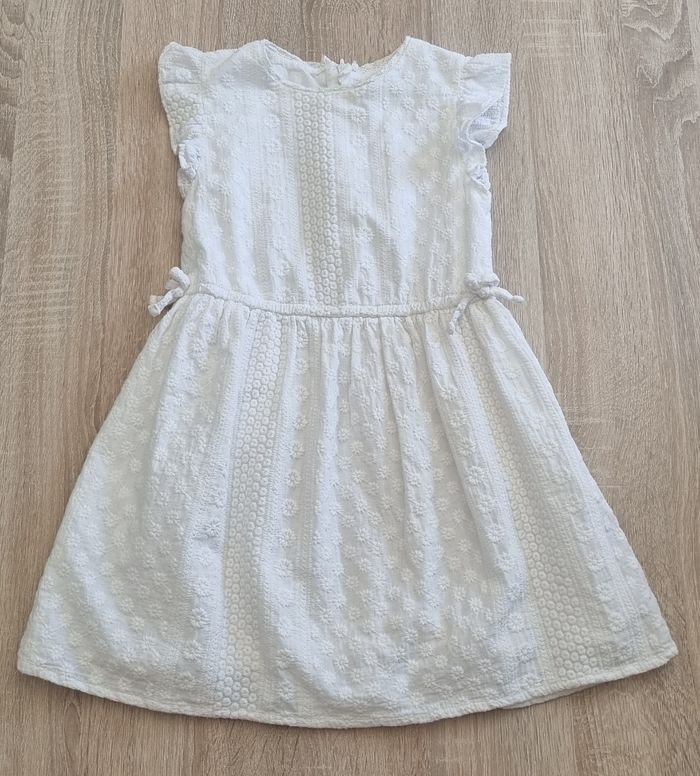 Robe blanche 8ans