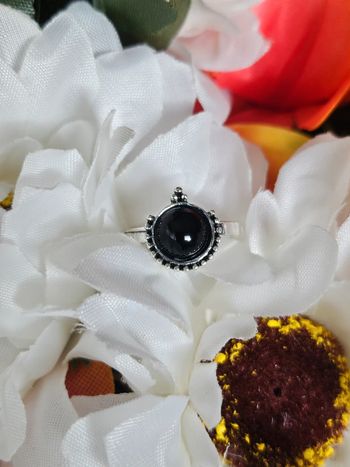 Bague avec pierre onyx noir