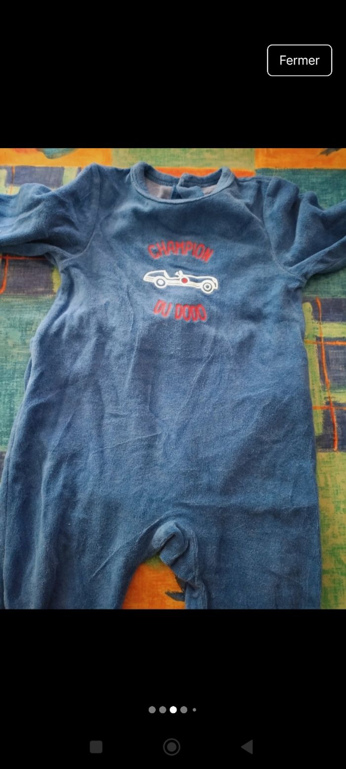 Lot pyjamas hivers 12 mois - photo numéro 3