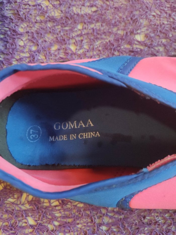 Chaussons aquatique bleu/rose T37 - photo numéro 2