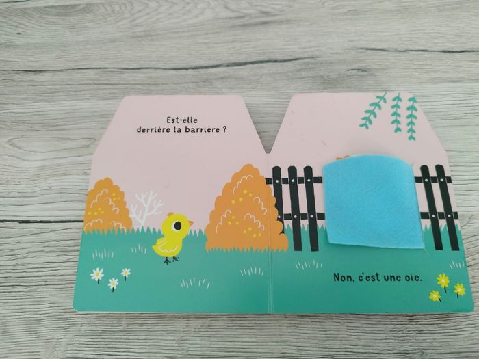 Livre cache cache petit poussin - photo numéro 5