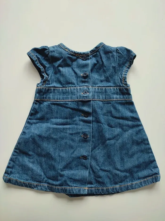 Robe 6 mois - photo numéro 2