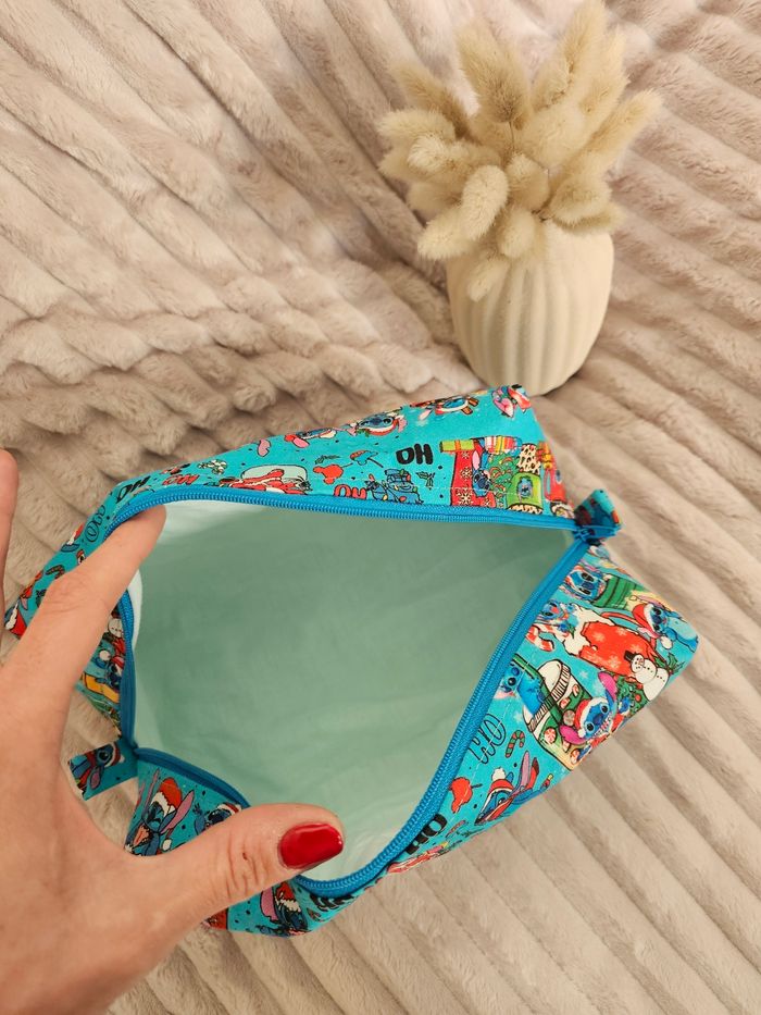 Trousse de toilette / maquillage stitch Bleu - photo numéro 4