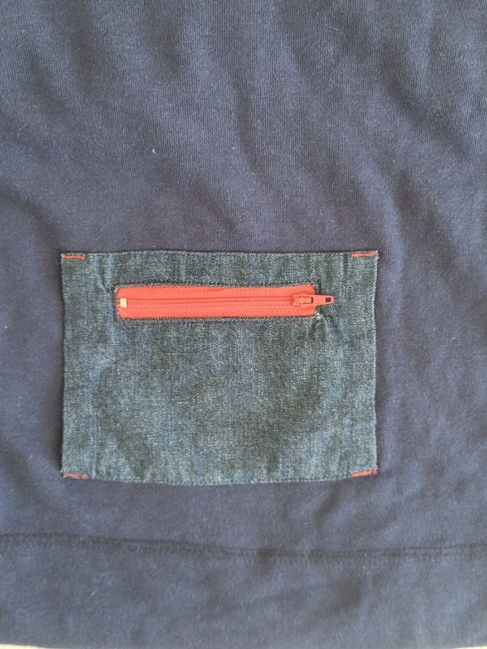 Magnifique pull bleu marine. - photo numéro 2