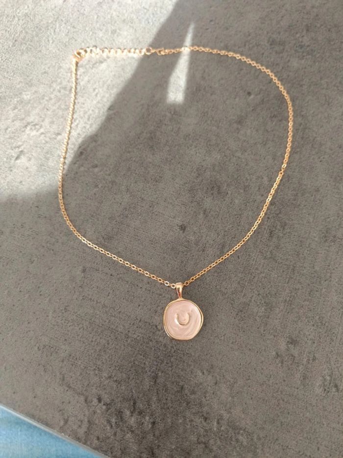 Collier motif lune coeur nacré rose - photo numéro 2