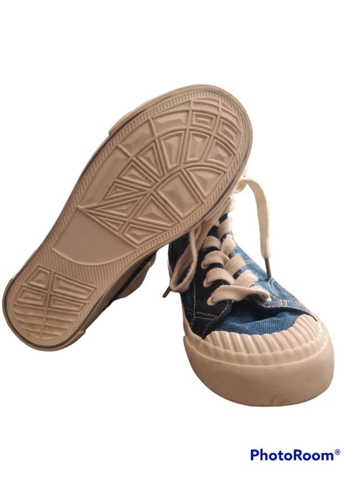 Baskets Taille haute neuve taille 35 - photo numéro 2