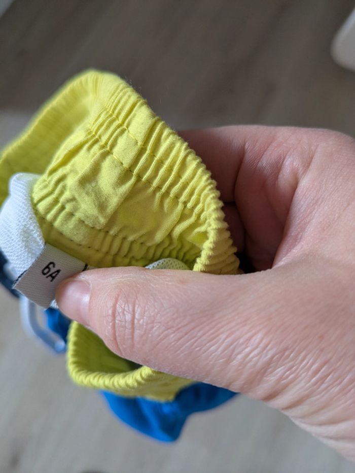 Maillot de bain 6 ans - photo numéro 3