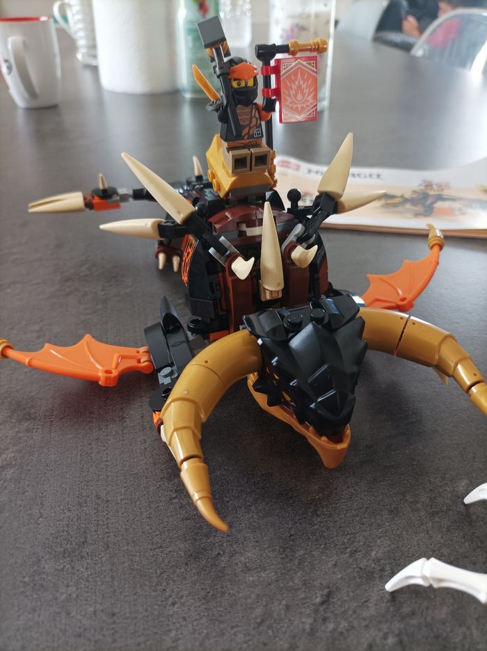 Lot Lego Ninjago et Moto Lego Technic - photo numéro 7