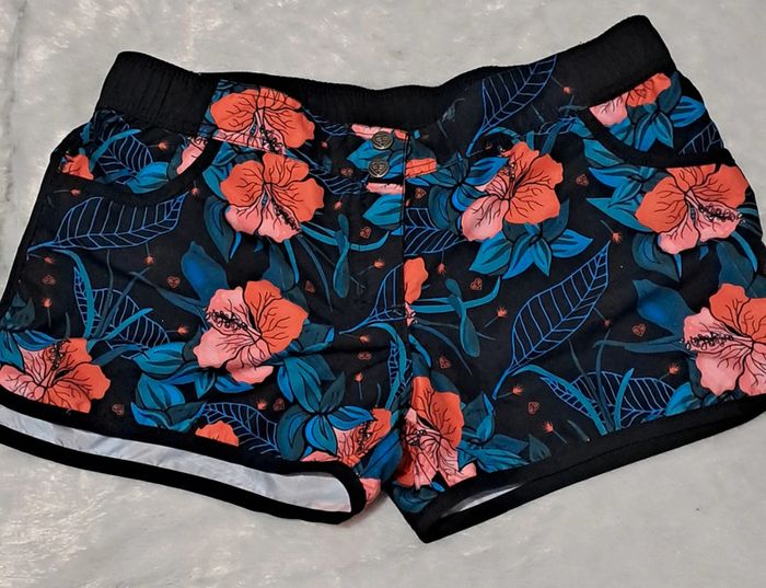 Short Freegun fleuri
