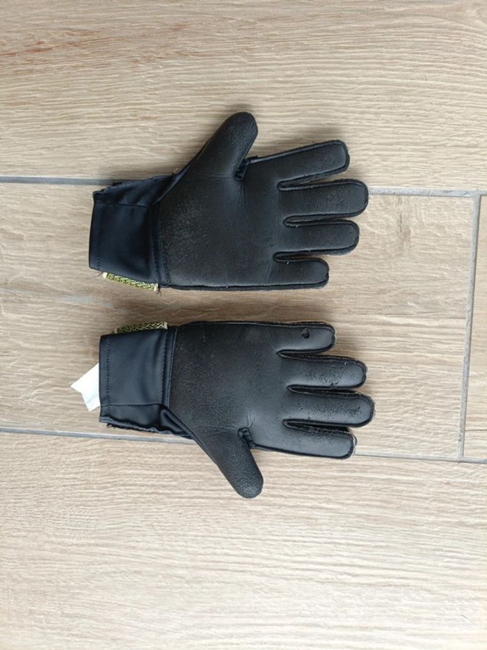 Gants foot - photo numéro 3