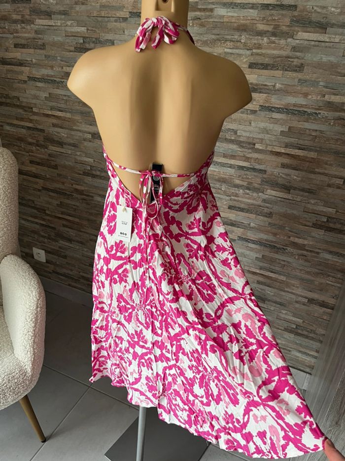 Robe dos nu tendance - photo numéro 3