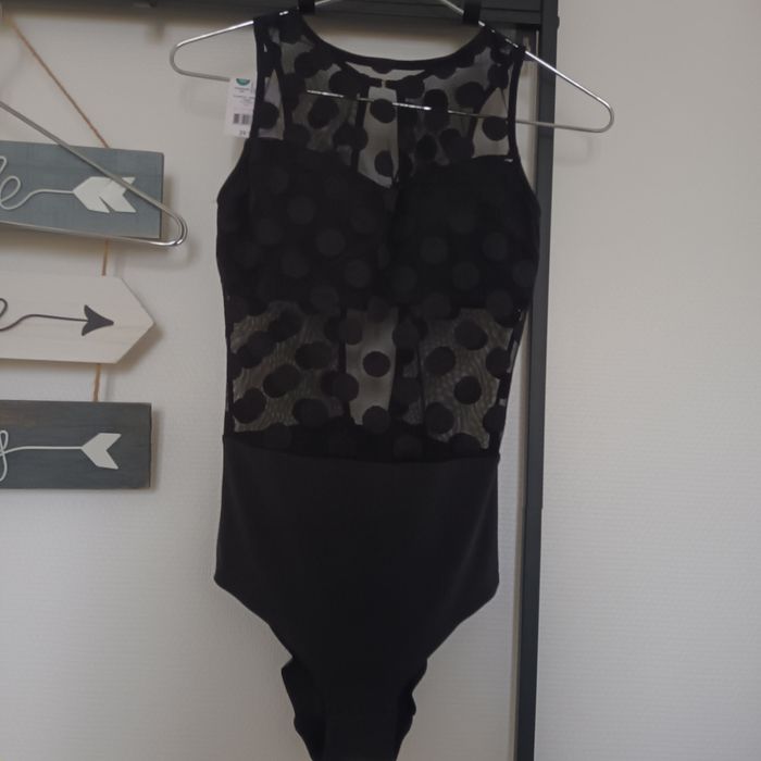 Body Rouge gorge 36 modèle glamour neuf étiquette - photo numéro 4