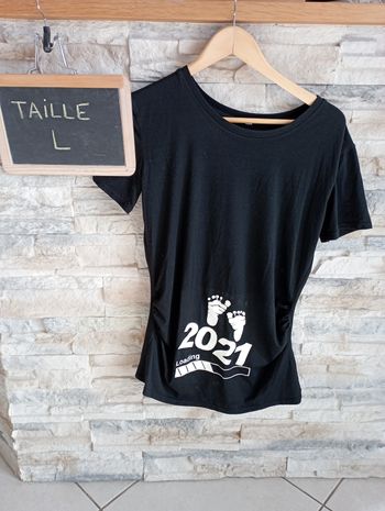 T-shirt de grossesse taille L en très bon état