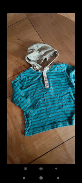 Maillot à capuche manches longues 3 ans