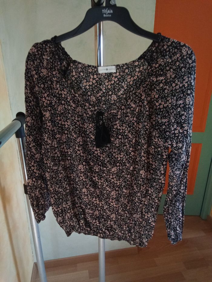 Blouse femme très bon état taille 3 - photo numéro 3