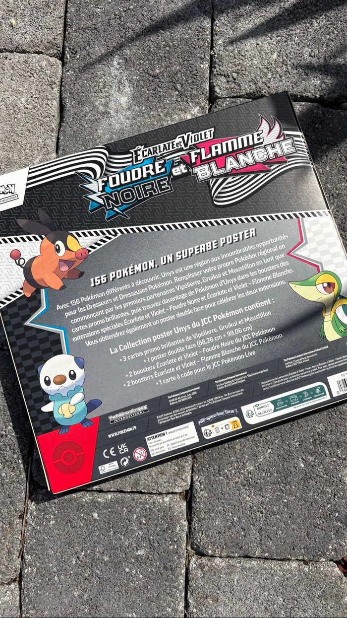 Pokémon - Coffret Collection Poster - Foudre Noire et Flamme Blanche - EV10.5 - photo numéro 2