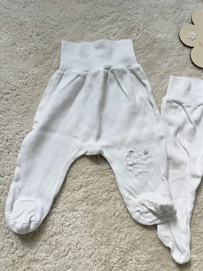 Lot pantalons blanc 1 mois - photo numéro 2