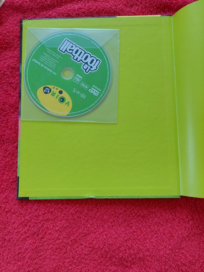 Le football,  livre avec CD - photo numéro 3